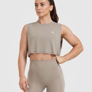 Oner Active Go To Muscle Crop Vest Minky size Medium cropped tank light brown